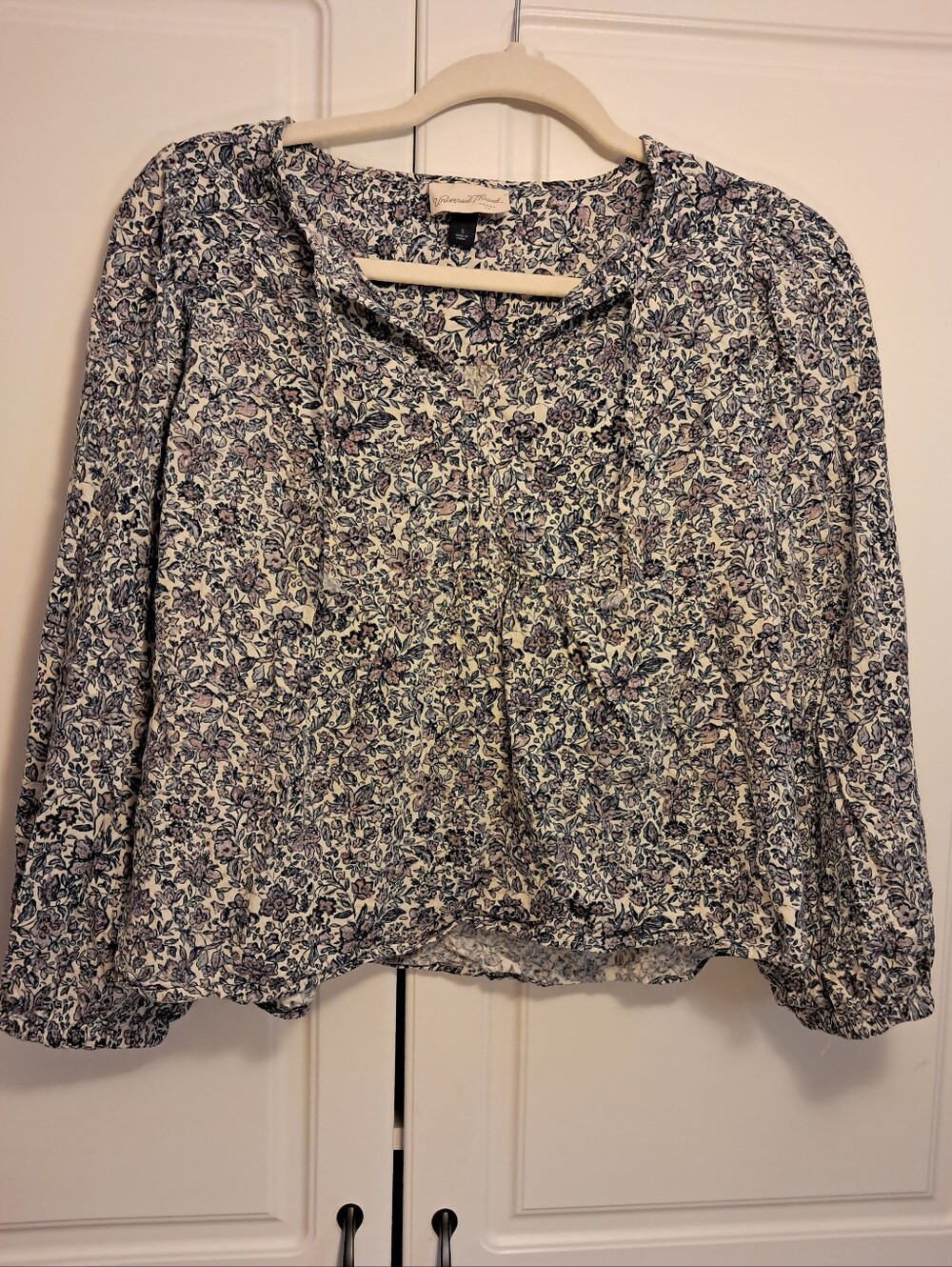 Universal Threads Small Floral Print Blouse - Blue, Purple, & White